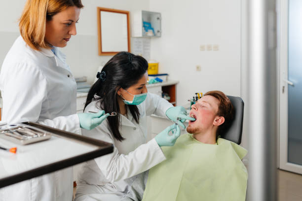 Best Orthodontic Emergency Dentist in Veedersburg, IN